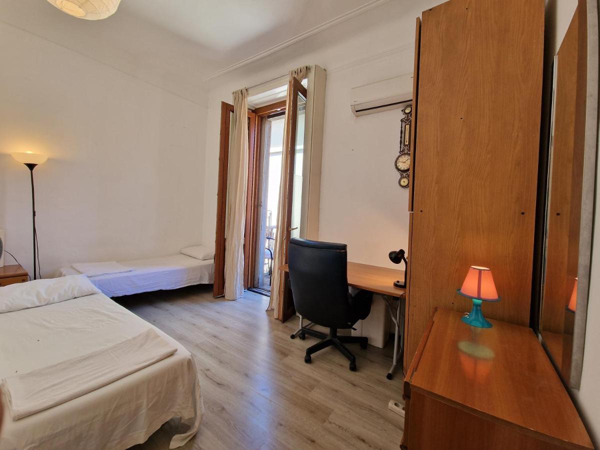 Private Room In A Quiet Apartment In The City Center Milan Extérieur photo