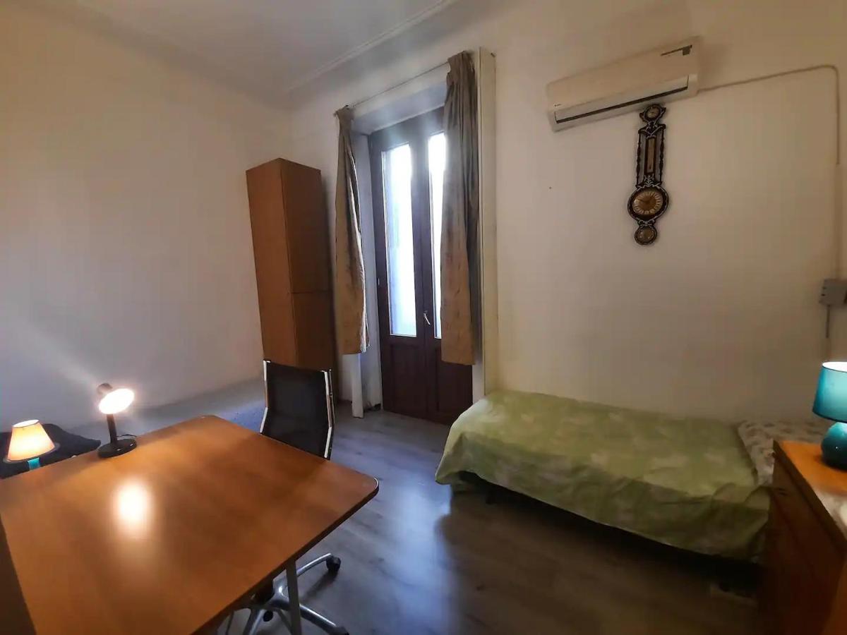 Private Room In A Quiet Apartment In The City Center Milan Extérieur photo